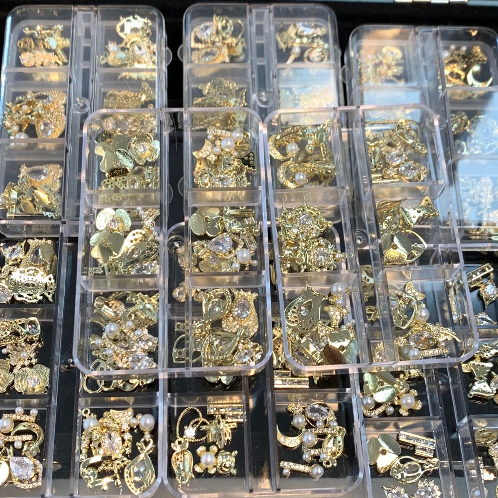 gold nail charms random shapes pack - 9